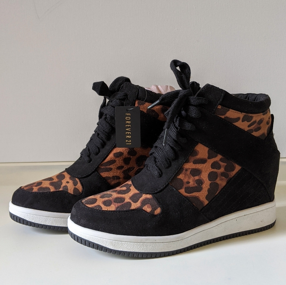 FOREVER 21 Leopard Print Black High Top Sneakers 8